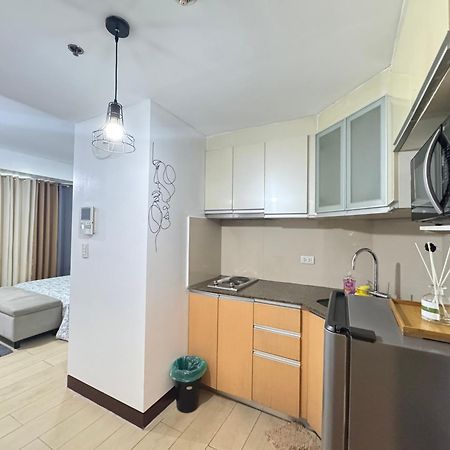 Two Palm Tree Villas Pasay Eksteriør bilde
