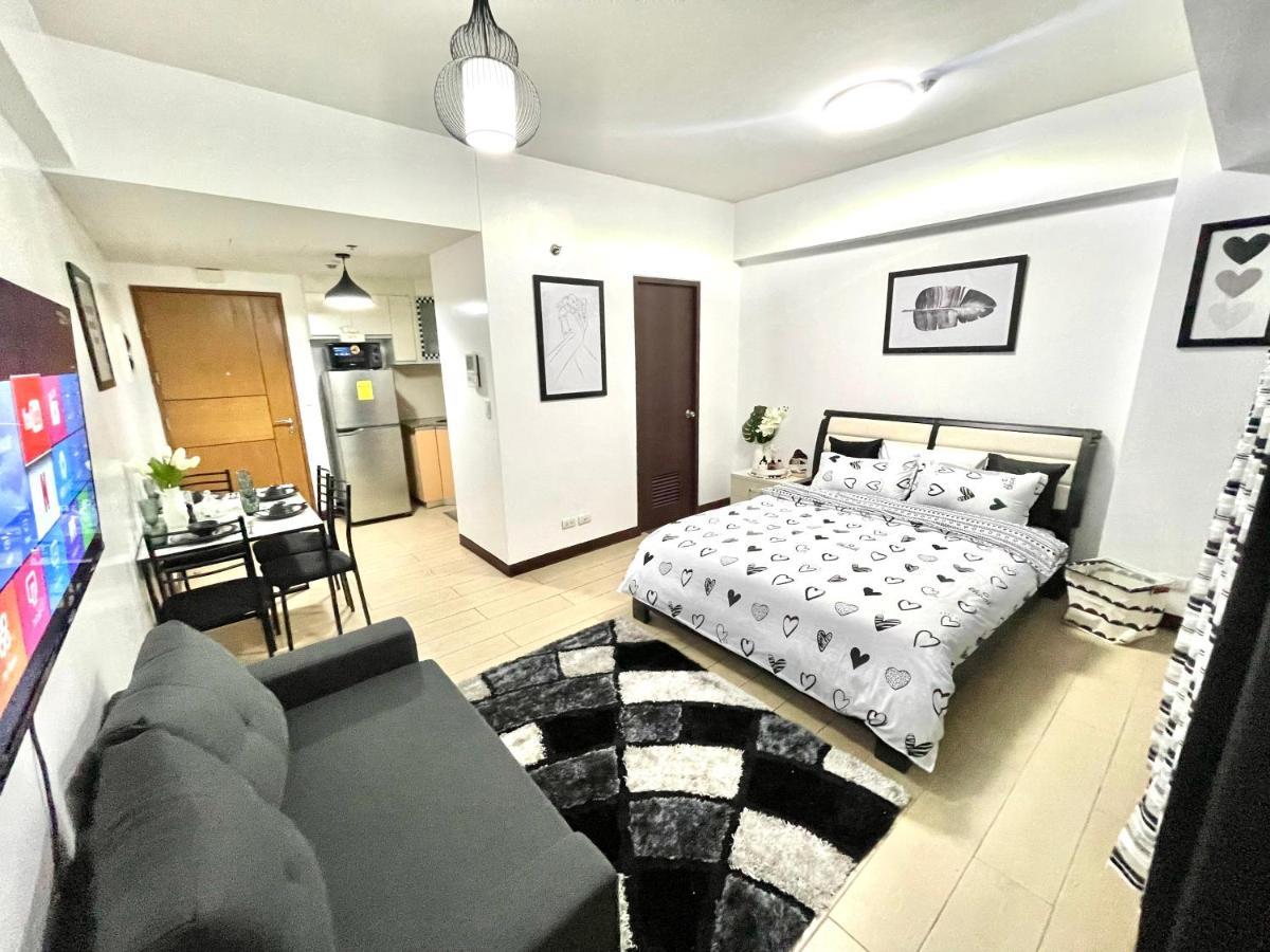 Two Palm Tree Villas Pasay Eksteriør bilde
