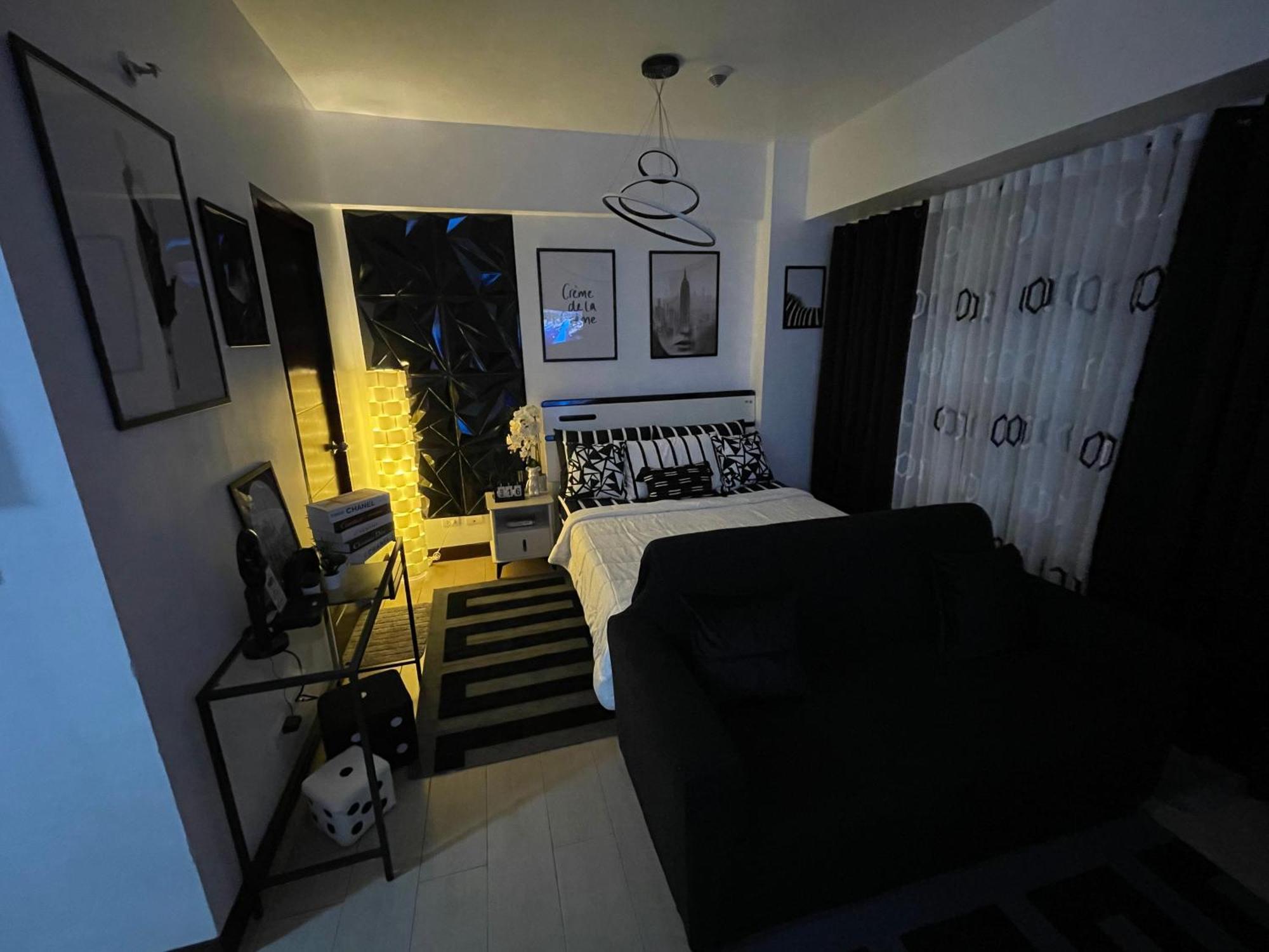 Two Palm Tree Villas Pasay Eksteriør bilde