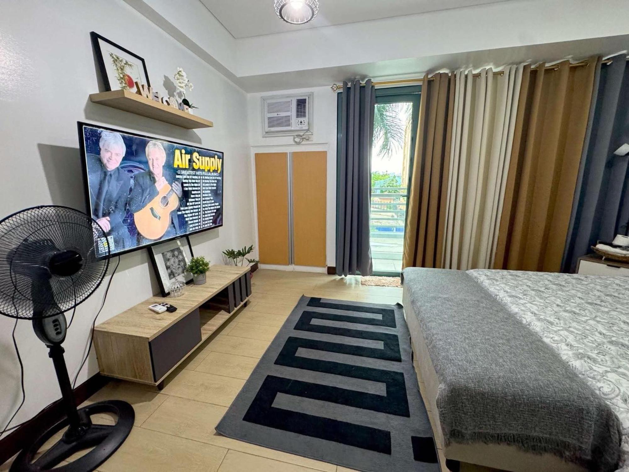 Two Palm Tree Villas Pasay Eksteriør bilde